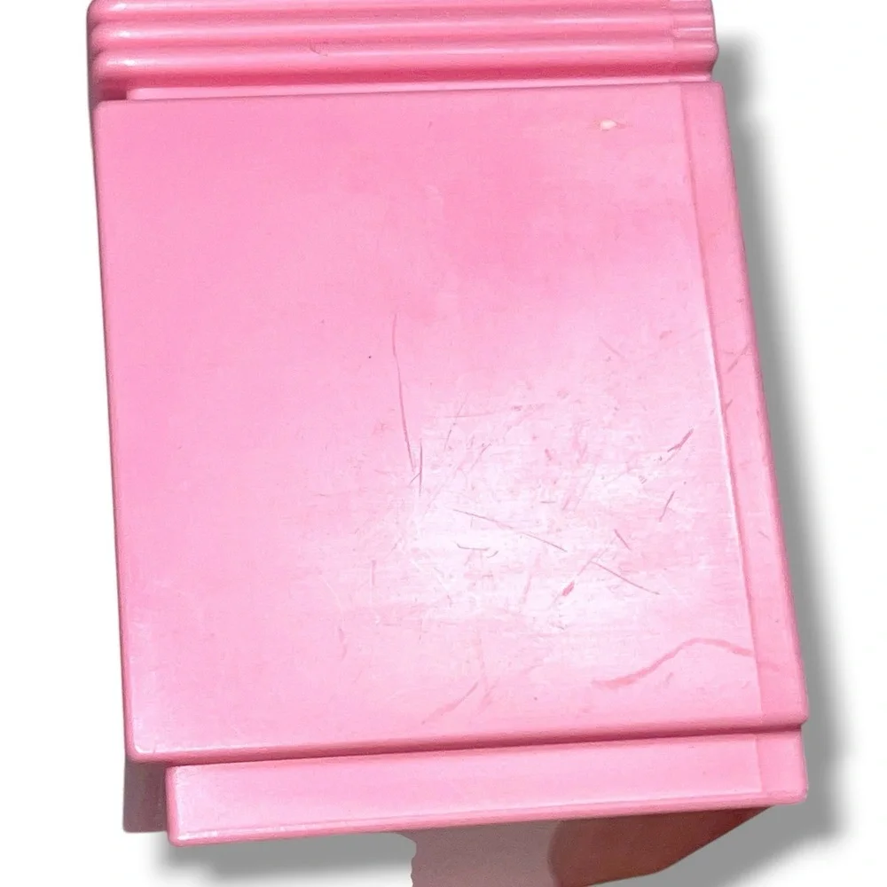 Vintage‎ Mattel 1987 Pink Living Room Chair And Cabinet